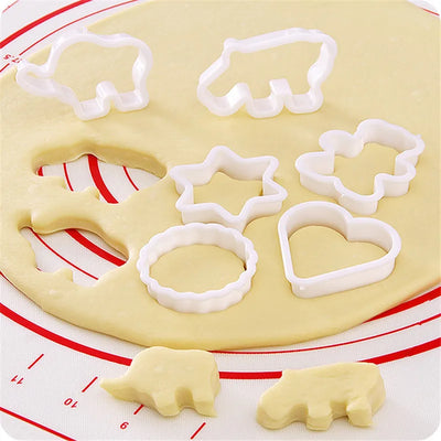 6PC Plastic Cookie Sugar Crafts Mold Cartoon Animal Cake Moulds Cookie Cutter Stamp Pineapple Cake Kitchen Baking Mould Tools