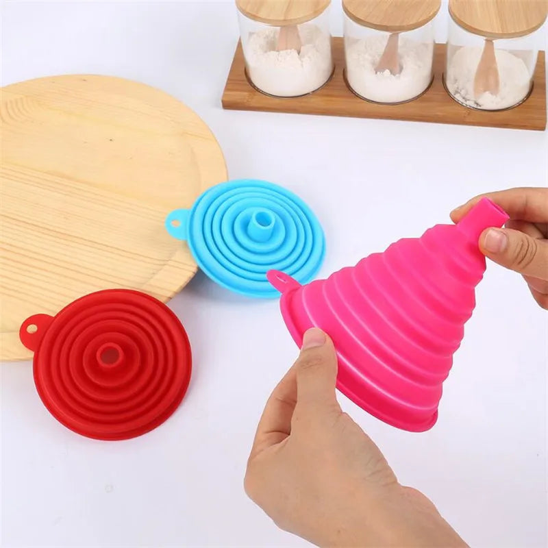 1PC/2pc Mini Foldable Funnel Silicone Collapsible Funnel Folding Portable Funnels Be Hung Household Liquid Dispensing Telescopic