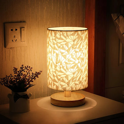 Linen Table Lamp USB Powered Modern Nordic Table Lamp Night Light Touch Control Bedside Lamp For Bedroom Living Room Decoration