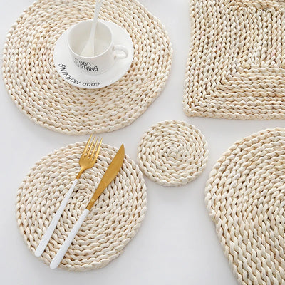 1Pcs round Natural Corn Wool Woven Placemat Heat-Resistant Thickened Insulation Casserole Tea Mat Kitchen Supplies