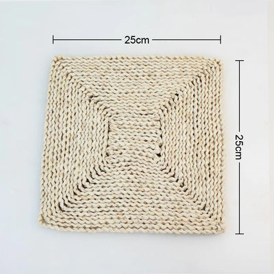 1Pcs round Natural Corn Wool Woven Placemat Heat-Resistant Thickened Insulation Casserole Tea Mat Kitchen Supplies