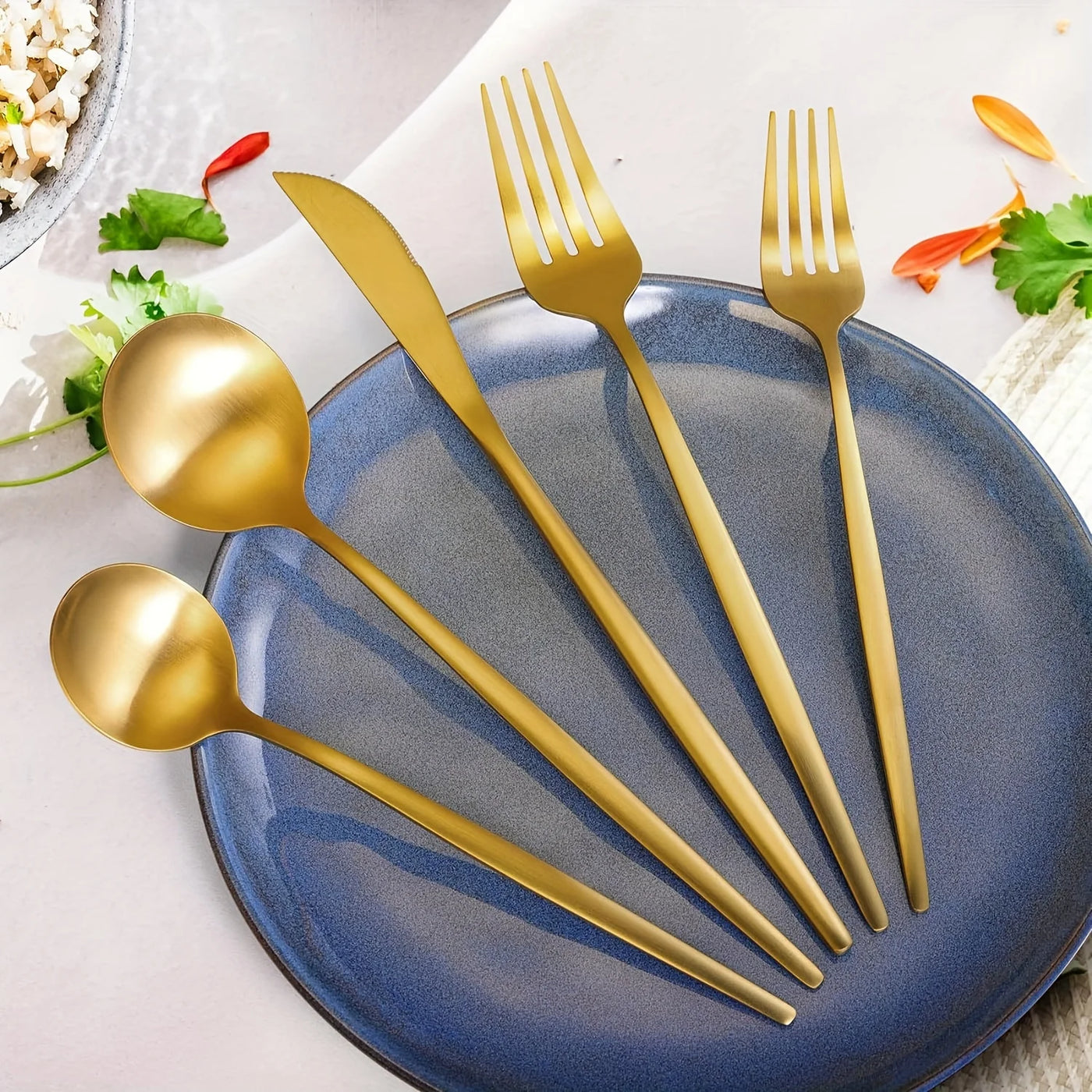 20 Piece Gold Silverware Set for 4, Stainless Steel Flatware Set, Gold Cutlery Set Utensils Set,Tableware Include Forks Knivesn