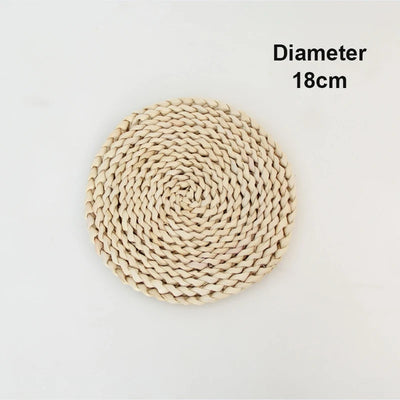 1Pcs round Natural Corn Wool Woven Placemat Heat-Resistant Thickened Insulation Casserole Tea Mat Kitchen Supplies