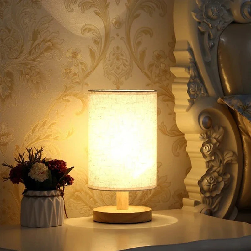 LED Bedside Table Lamps Simple Chinese Style Decoration Table Lamps Dimmable USB Plug Fabric Lampshade Bedroom Night Light