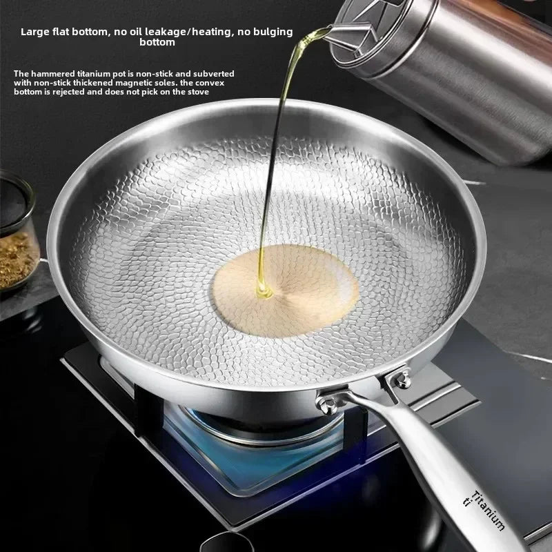 German Frying Pan Pure Titanium Pan Fish Scale Hammer Pattern Uncoated Non-stick Pan Induction Cooker Universal Steak Frying Pan