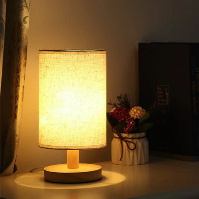 LED Bedside Table Lamps Simple Chinese Style Decoration Table Lamps Dimmable USB Plug Fabric Lampshade Bedroom Night Light