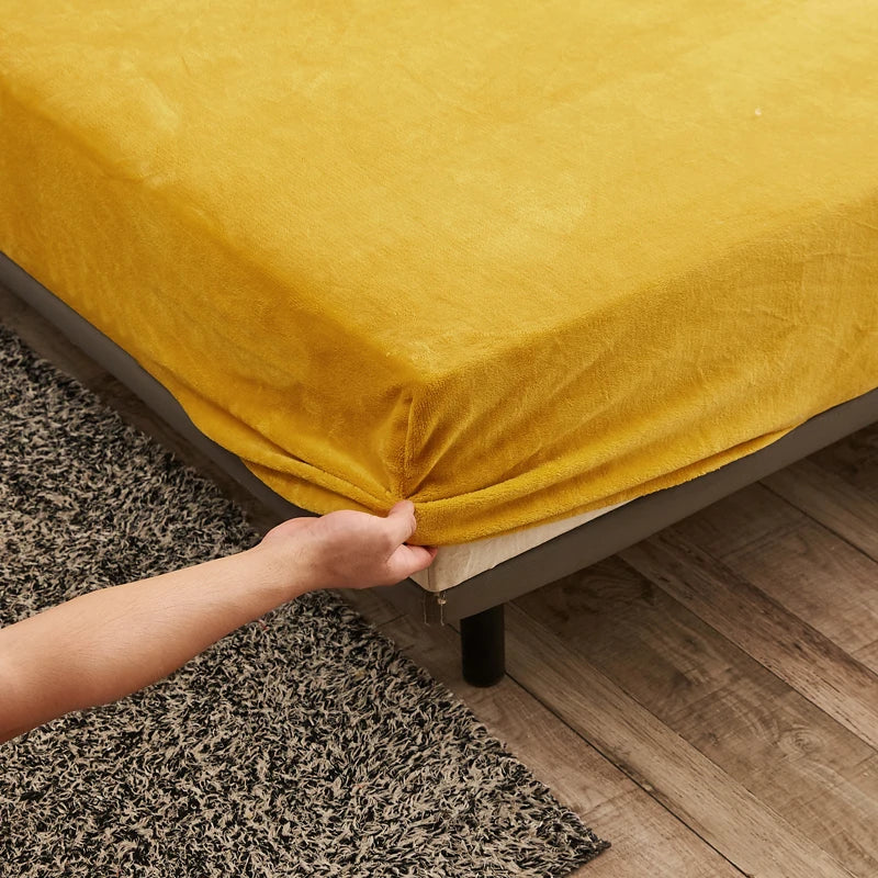 solid stretch Velvet Fabric Fitted Sheet Soft Elastic Bedspread Mattress Cover Bed Linen Protector Fitted Sheet winter keep warm