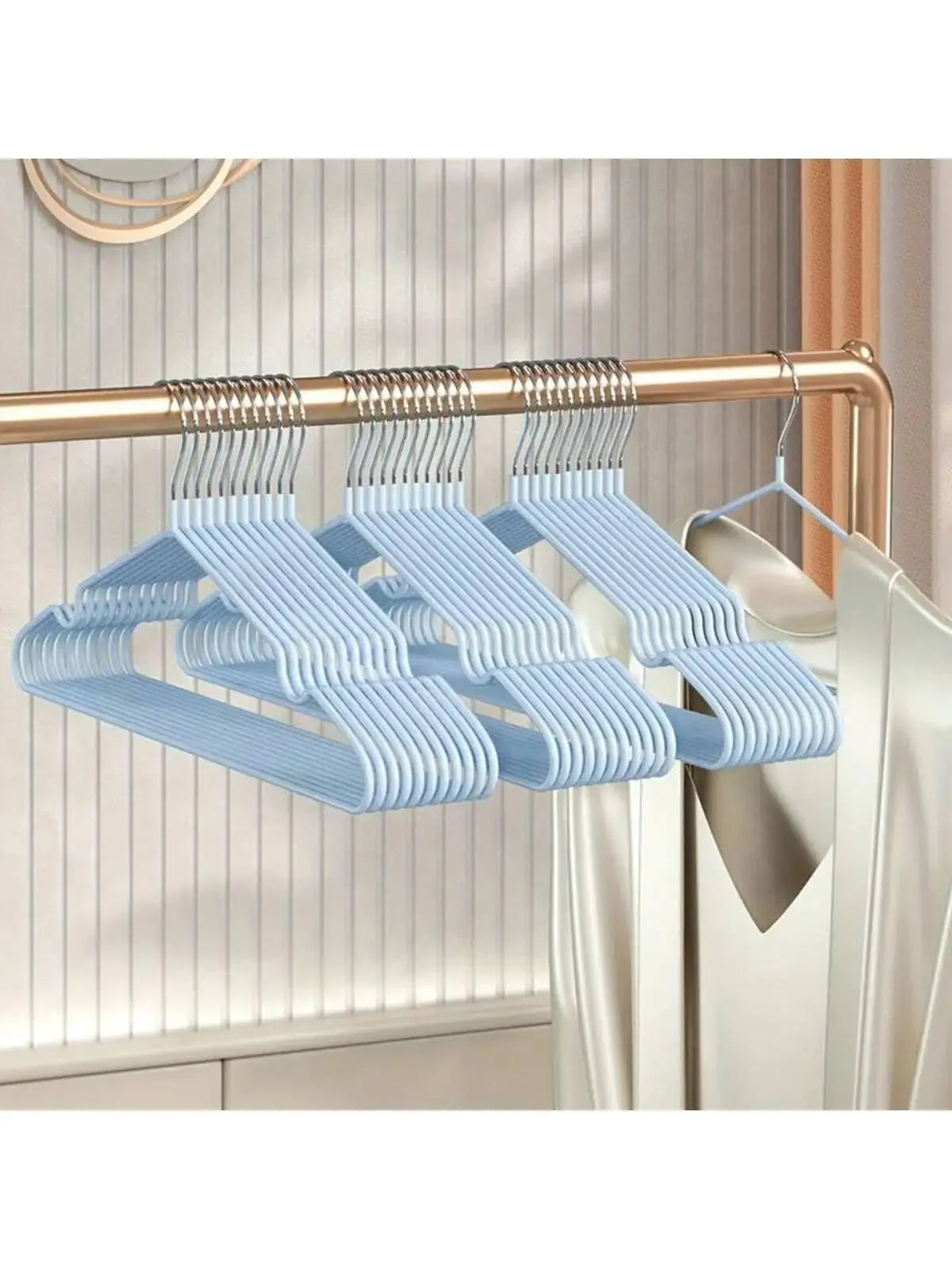 10pcs- Metal Traceless No-slip Clothes Hangers, Durable Strong Clothes Racks, Household Space Saver For Organization Of Bedroom,