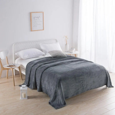 1pc, simple and plain colored plush blanket, multifunctional Farley plush blanket cover, thickened and warm