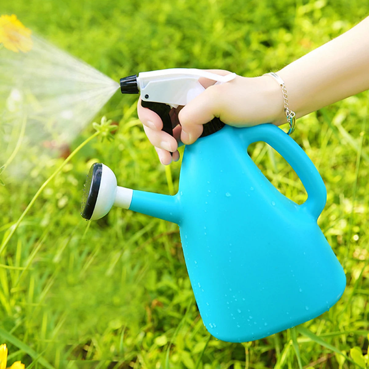 Sprinkler watering can Small balcony potted plant watering device Garden tool Household spray pot watering sprinkler